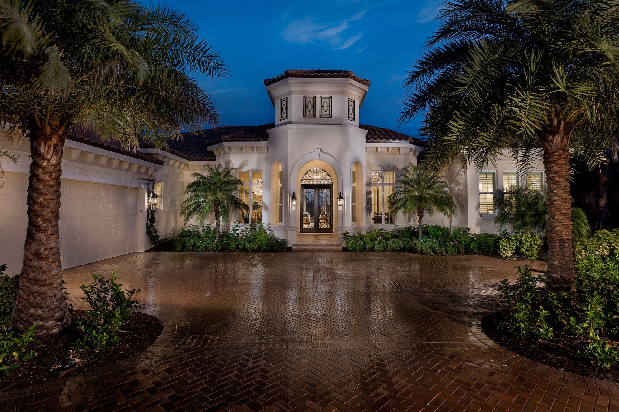 Delfina_TFC_LotU11_Front Dusk 2.jpg